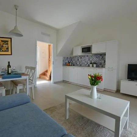 Apartment De Donawitz - *